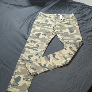 New York & Company Olive Camouflage Trousers